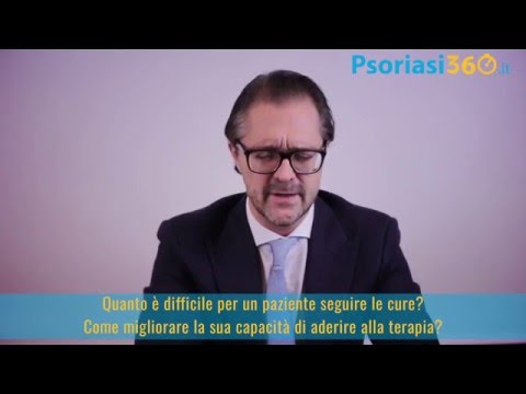 Occhiata di psoriasi più giovane Posizione di eczema allergica