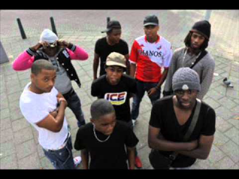 Broederliefde & SBMG - Dommejongens