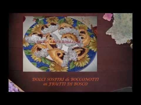DOLCI SOSPIRI DI BOCCONOTTI AI FRUTTI DI BOSCO