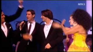 Diana Ross - Reach Out and Touch (Somebody&#39;s Hand) live at the Nobel peace prize concert