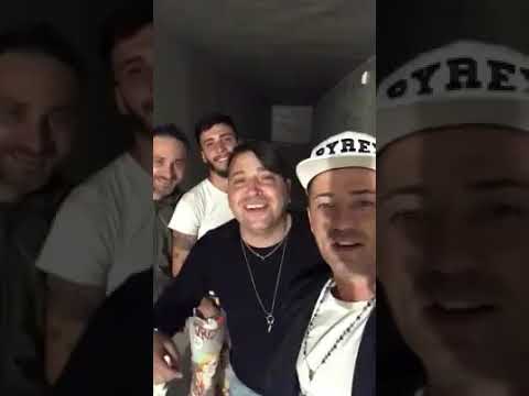 Alessandro Fiorello video ai fan Tu la mia favola (Senza Microfono)