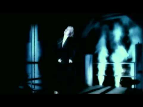 Lady GaGa vs. Madonna vc. David Guetta - Born to Express Love.flv