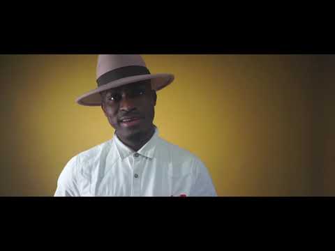 Desclo James  Pasola Mbese feat. Smelo (clip officiel)