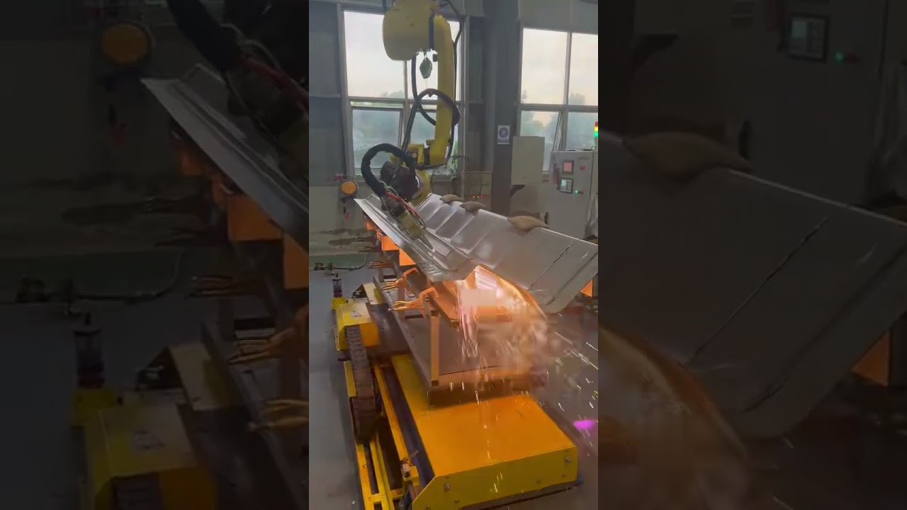 Light Rail Seat Cutting