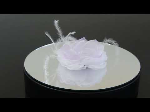 Аксессуар для прически (заколка/брошь) цветок из органзы с перьями Флорес-мини Ручная работа - фото 1 - id-p1418683152