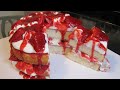 How to make a Strawberry Shortcake from scratch