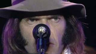 Neil Young - Hey Hey My My (Live at Farm Aid 1985)