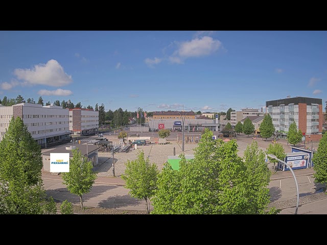 ピエクサマキ マーケット広場