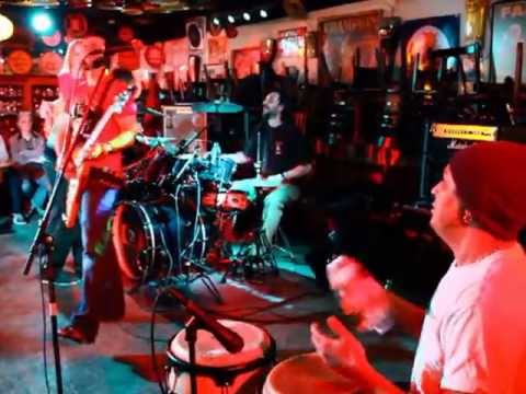 Randieri Samora & Delirium Band at Delirium - Are you gonna go my way cover (Lenny Kravitz)