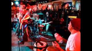 Randieri Samora & Delirium Band at Delirium - Are you gonna go my way cover (Lenny Kravitz)