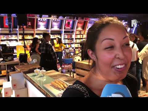 Bandleden Justin Timberlake rocken winkelcentrum Binnenhof