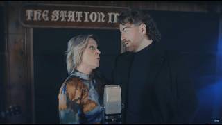 &#39;Listening To The Rain&#39; – Bob Minner ft. Rhonda Vincent &amp; John Meador (Official Music Video)