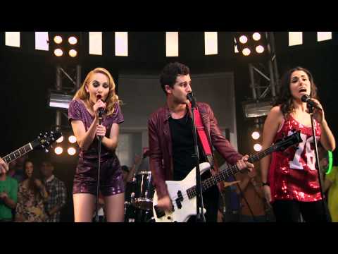 Disney Channel España | Videoclip Violetta - Somos Invencibles