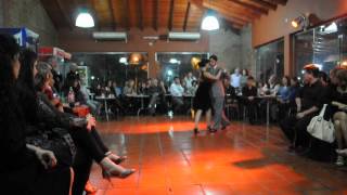 Julieta Qüesta y Raúl Choque bailan en Villa Dolores 2012 -El Recodo (Rodolfo Biagi)
