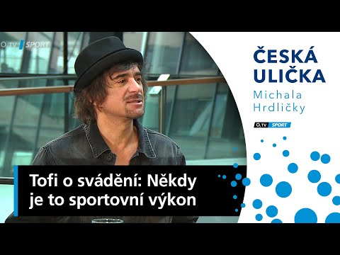 Někdy je to sportovní výkon, přiznal se smíchem Sagvan Tofi o svádění žen