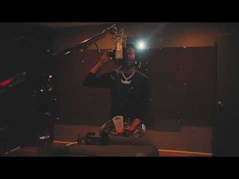 KingNatty - Fuck The World Freestyle (Official Music Video)