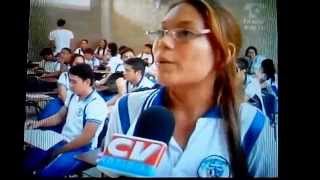 preview picture of video 'Rectora ALDINA ALFARO apiña a estudiantes y niega cupos en IED SAN JOSE'