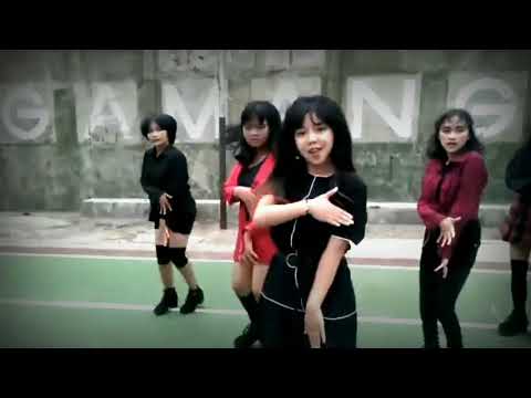 Dance cover Everglow - adios + dun dun remix.. Cover by: Dark Angel