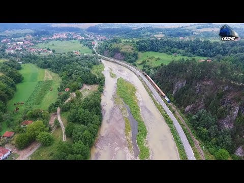 [Drone] DA 60-0693-6 & R3076 Oradea-Cluj Napoca in Defileul Crisului Repede Canyon - 11 August 2017