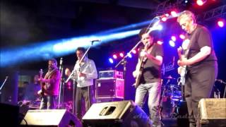 LA MISSISSIPPI Y MORIS,  "PATO TRABAJA EN UNA CARNICERIA"