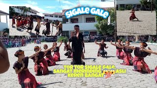 Download lagu Tor Tor sigale gale tortor sigale Gale mantap di S... mp3