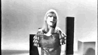 Marianne Faithfull - Paris Bells (with lyrics)