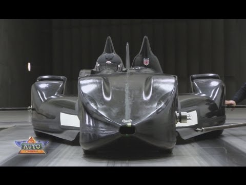 Nissan Unveils DeltaWing Racecar