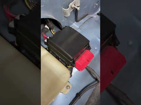 Hemi Swap walk around. Three Deuces Fab