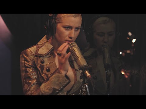 Natia Todua - Love You Like A Love Song