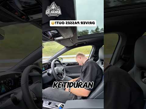 Pengemudinya Ketiduran, Tapi Mobil Ini Malah Melakukan Ini!
