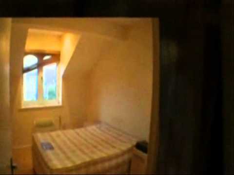 1 Bedroom Flat To Rent -- Hll Lane