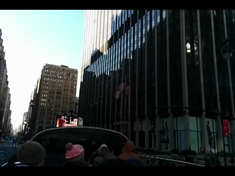 NYC sightseeing open-topped bus tour