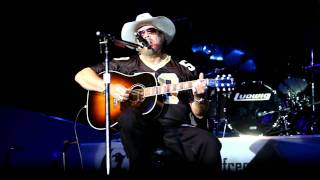 Hank Jr. Covers &quot;Walk The Line&quot;