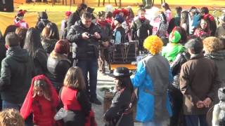 preview picture of video 'VAZZANO CARNEVALE 2015  PRIMA PARTE  (by Micuccio Caloiero)'