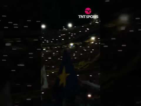 "El recibimiento de #Boca desde adentro " Barra: La 12 &bull; Club: Boca Juniors