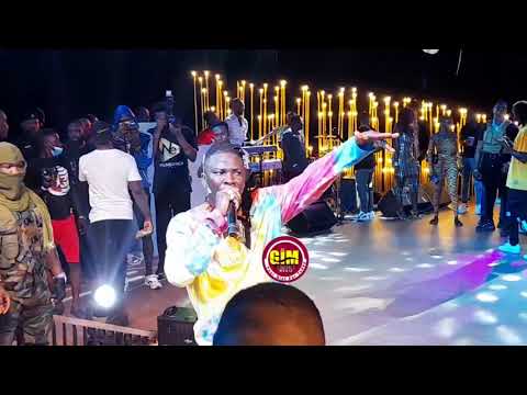Stonebwoy, Efya And Davido Mash Up Stage At Activate Party!!🔥💥
