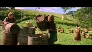 Concerning Hobbits (Howard Shore) - Music Video - Lord of the Rings