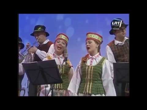 Linksmuolė - „Užia vėjas virš klevo šakų“