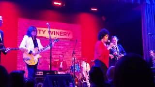 Wanda Jackson "Heartbreak Hotel"