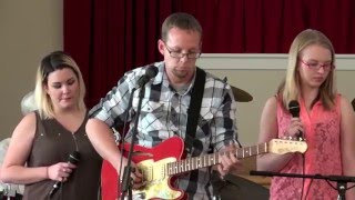 Simmons Family Band - Sheltered In The Arms Of God