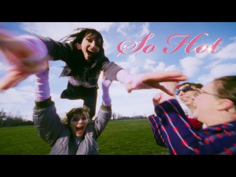 Blond - so hot (Official Video)