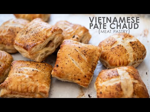 Vietnamese Pate Chaud or Pate Cho (Bánh Patê Chaud) - An Amazing Meat Filled Pastry