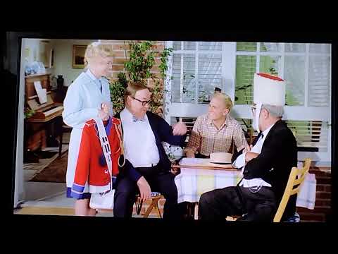 Far Til Fire onkel Anders han danser en dans for dem