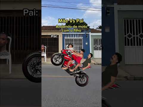 Quando o filho anda de moto com os pais