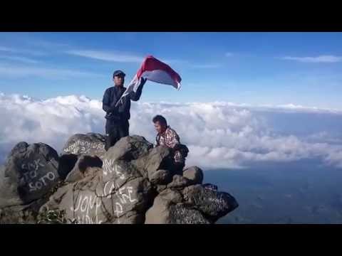 Gunung Giri Tohlangkir,