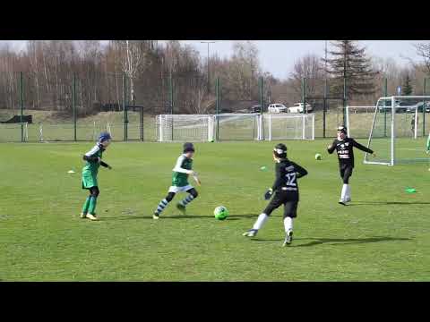 2022.04.10 - Liga Śląska, Rozwój Katowice vs Rekord. Rocznik 2013