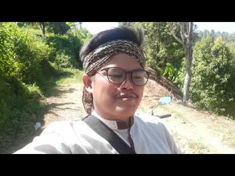 jalan-terjal-penumpangpun-jalan-kaki