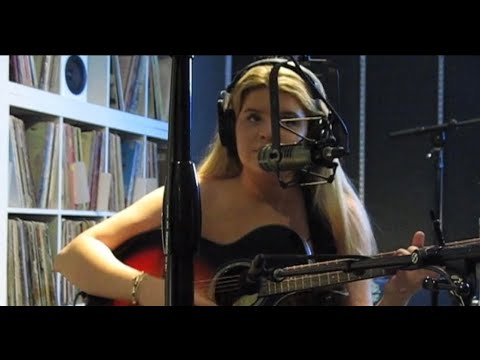 Synthetic Feel Live Vinyl Studio Session!