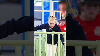 Download lagu Karis with her stare down in Hog Showmanship.  #showpig #stockshowlife mp3