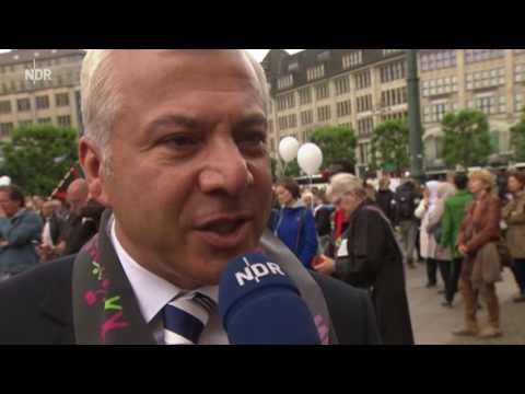 سلاسل بشرية ضد العنصرية         Hamburg setzt Zeichen gegen Rassismus